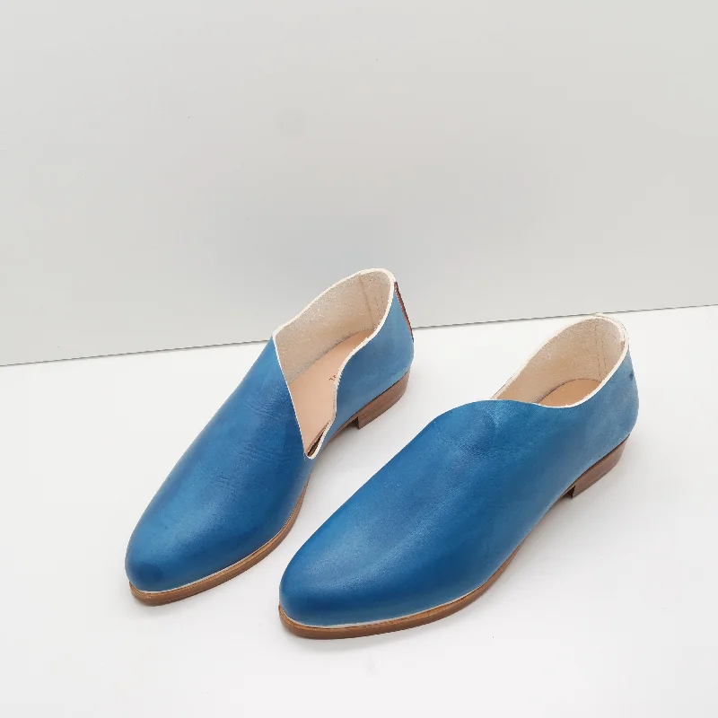 BBF24 SALE. SIZE 37. THE KIM. TT CEBU BLUE. 2CM