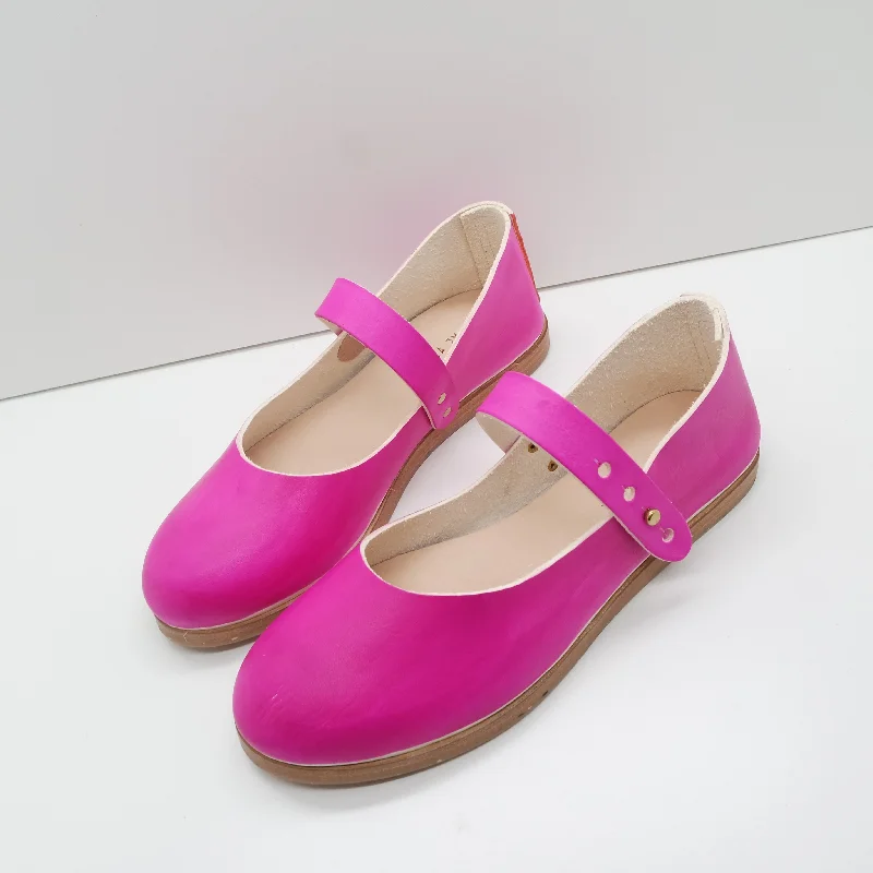 BBF24 SALE. SIZE 39. THE DEE DEE. RAMBUTAN PINK