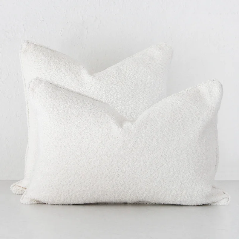 SEVILLA CUSHION BUNDLE X2  |  40 X 60 + 50 X 50  |  TERRACE WHITE BOUCLE