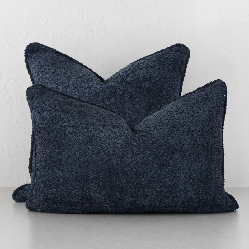 SEVILLA CUSHION BUNDLE X2  |  40 X 60 + 50 X 50  |  REEF NAVY BOUCLE