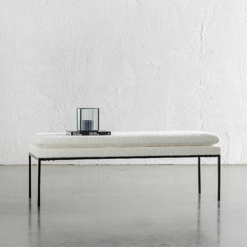 SEVILLA MODERNA BENCH  |  TERRACE WHITE BOUCLE